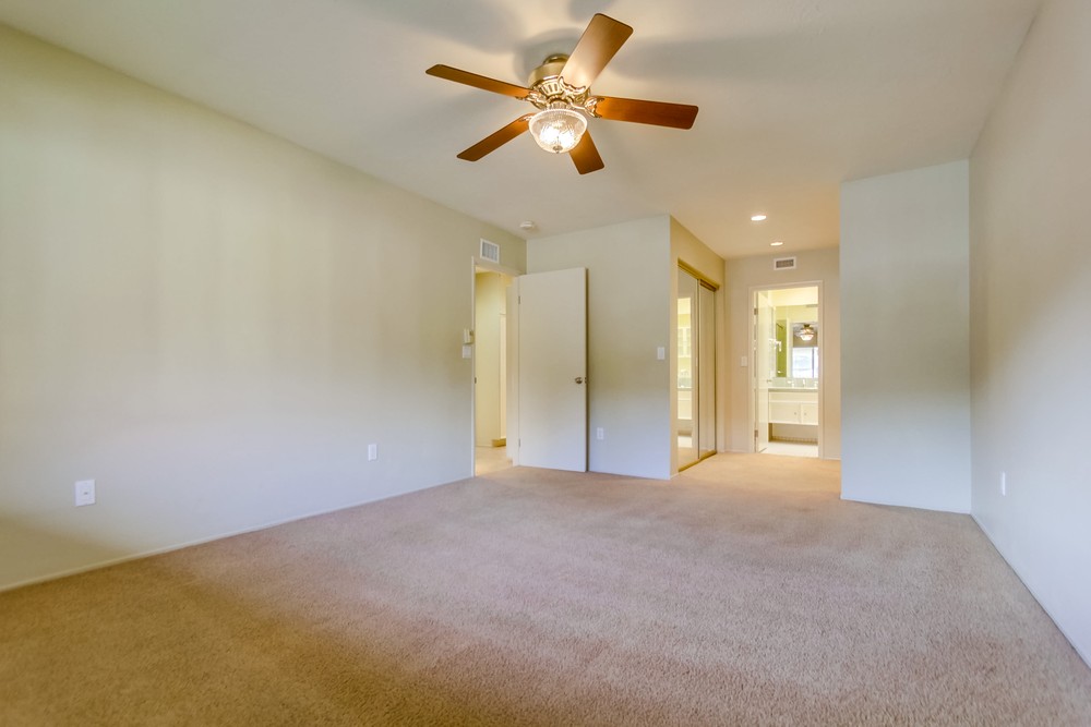 Virtual tour photo 17 of 35 for 4221 Collwood Ln