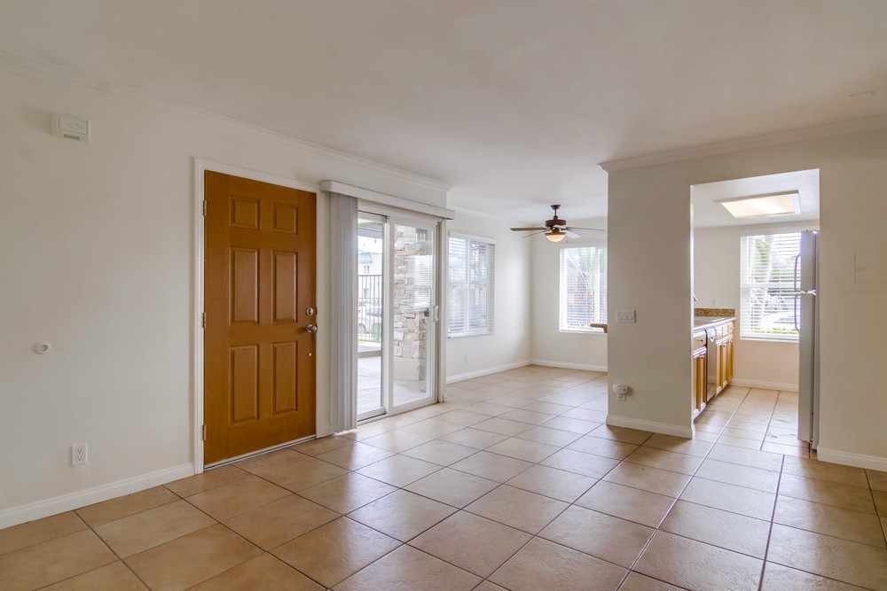 Virtual tour photo 12 of 40 for 4222 Menlo Ave