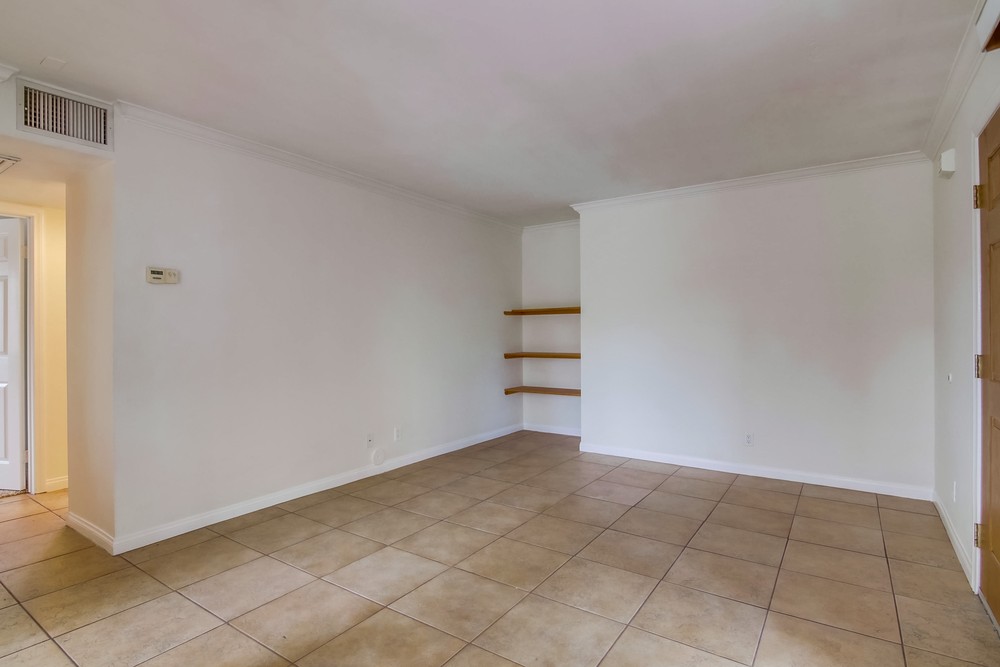 Virtual tour photo 13 of 40 for 4222 Menlo Ave