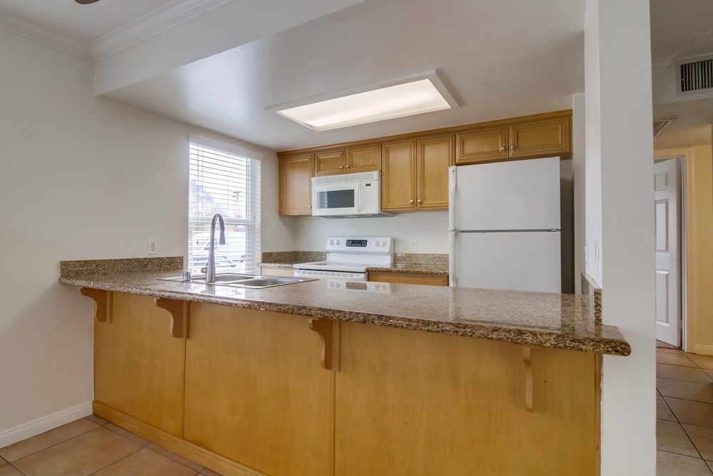 Virtual tour photo 21 of 40 for 4222 Menlo Ave