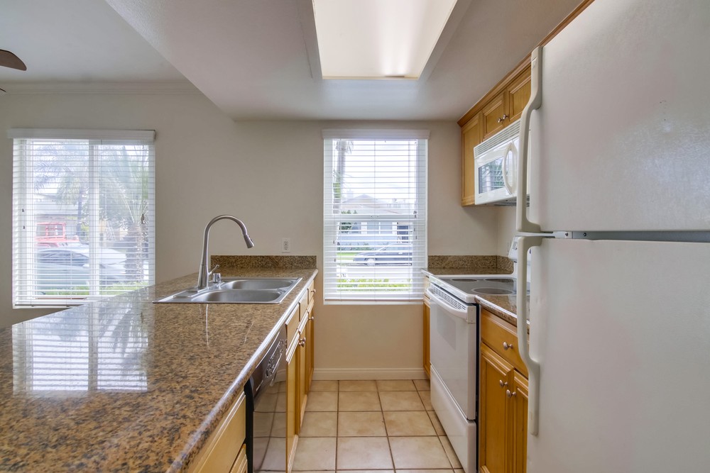 Virtual tour photo 24 of 40 for 4222 Menlo Ave