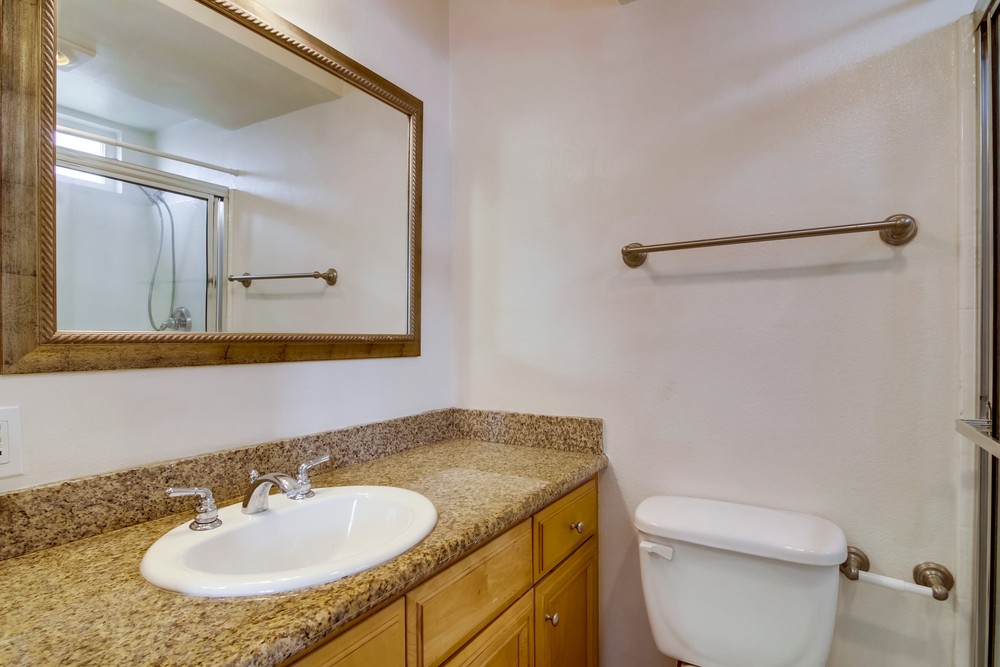 Virtual tour photo 33 of 40 for 4222 Menlo Ave