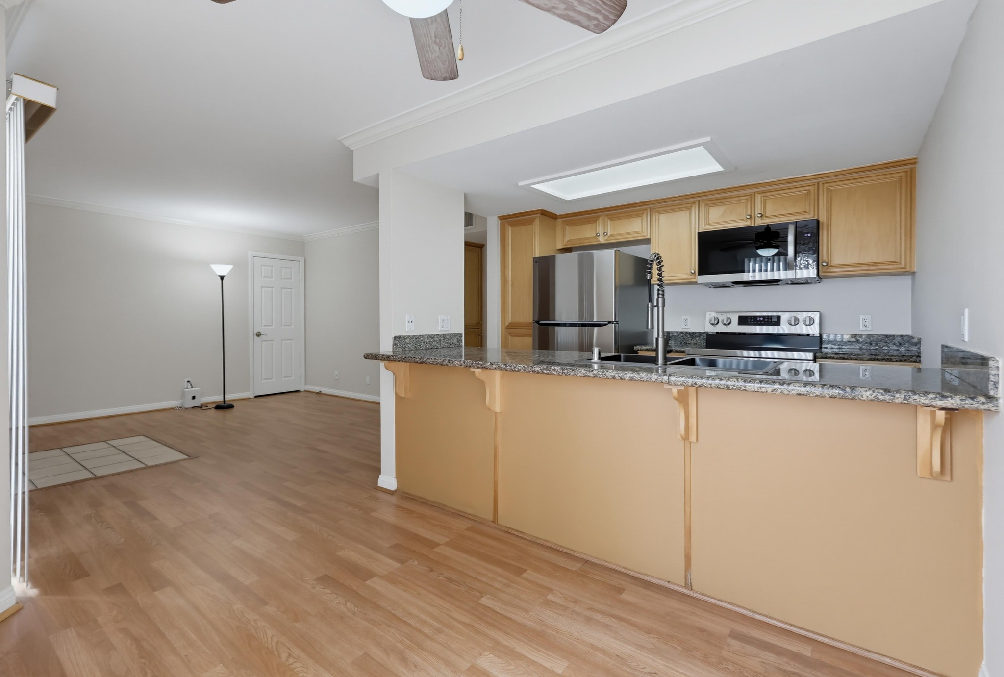 Virtual tour photo 17 of 44 for 4222 Menlo Ave Unit 21