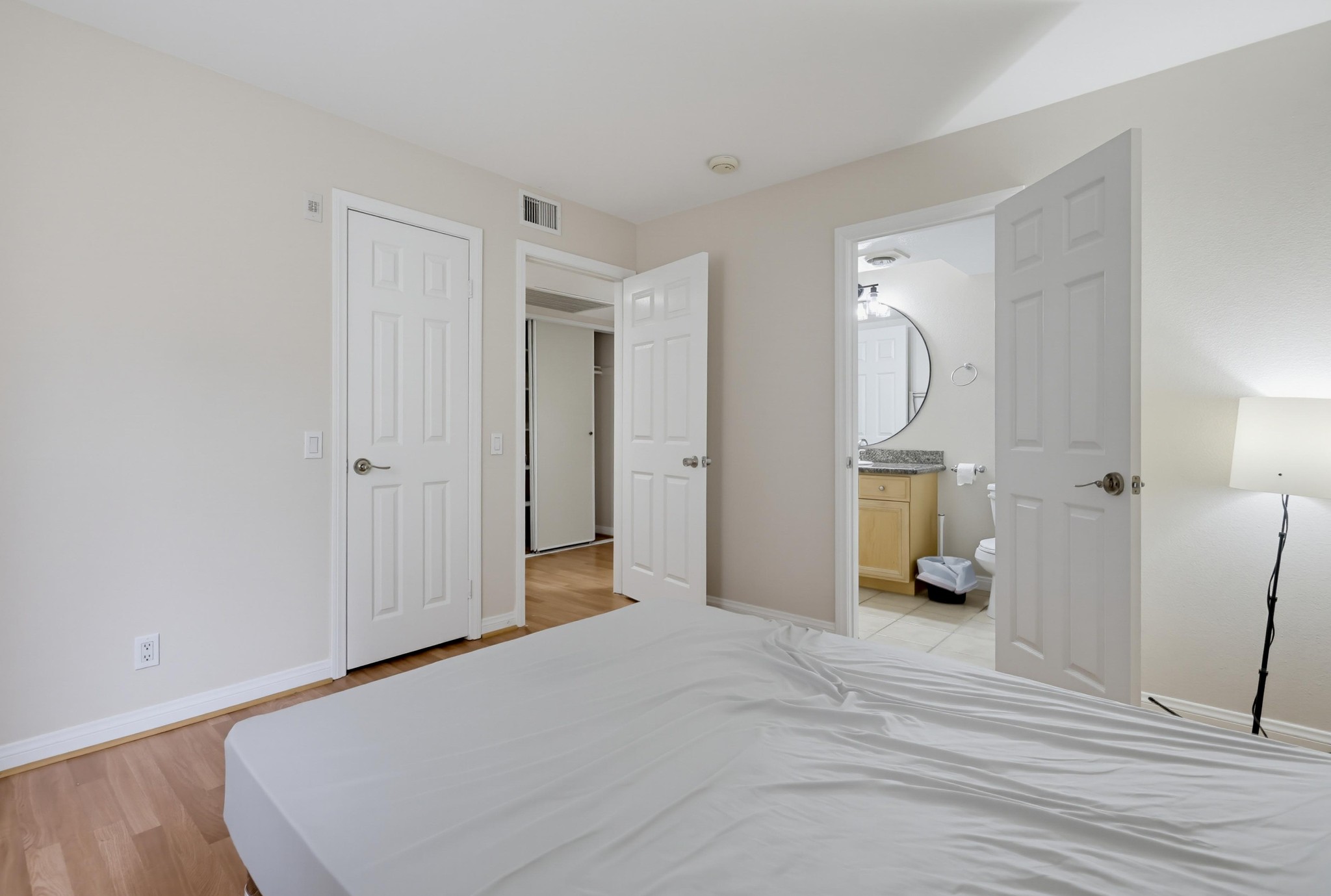 Virtual tour photo 39 of 44 for 4222 Menlo Ave Unit 21