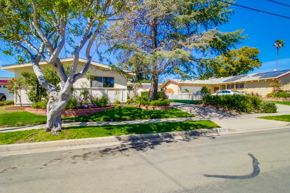 Virtual tour photo 3 of 54 for 4222 Mt Hukee Ave