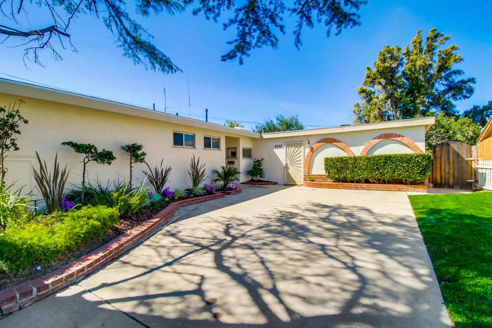 Virtual tour photo 8 of 54 for 4222 Mt Hukee Ave