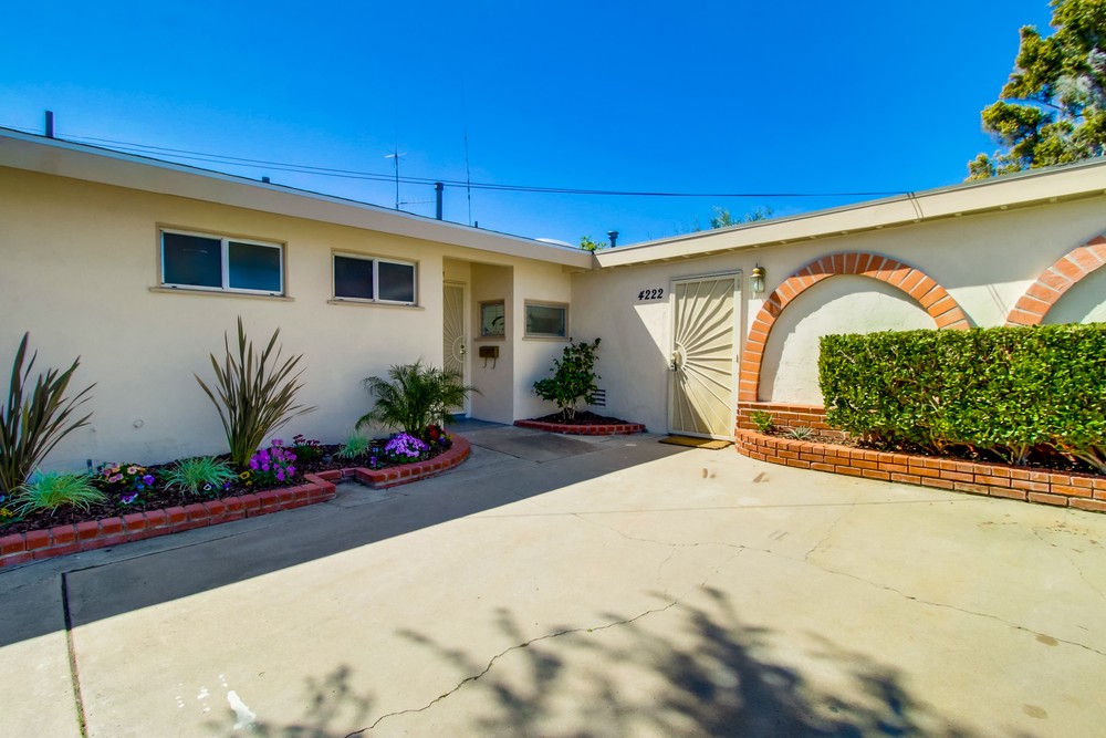 Virtual tour photo 9 of 54 for 4222 Mt Hukee Ave