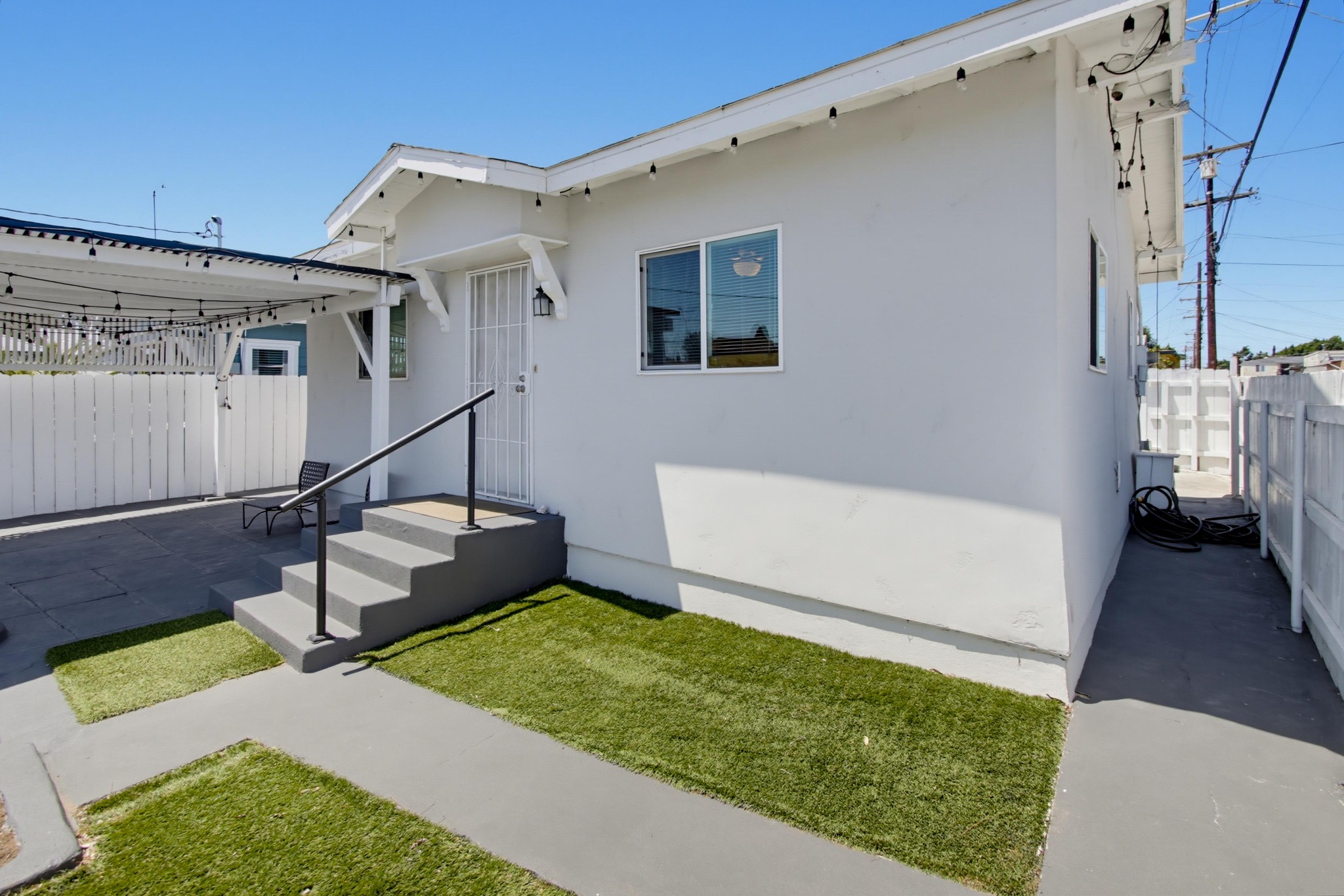 Virtual tour photo 7 of 30 for 4222 Myrtle Ave