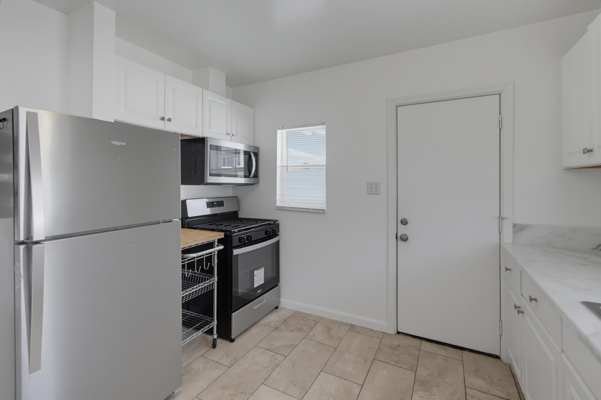 Virtual tour photo 15 of 30 for 4222 Myrtle Ave