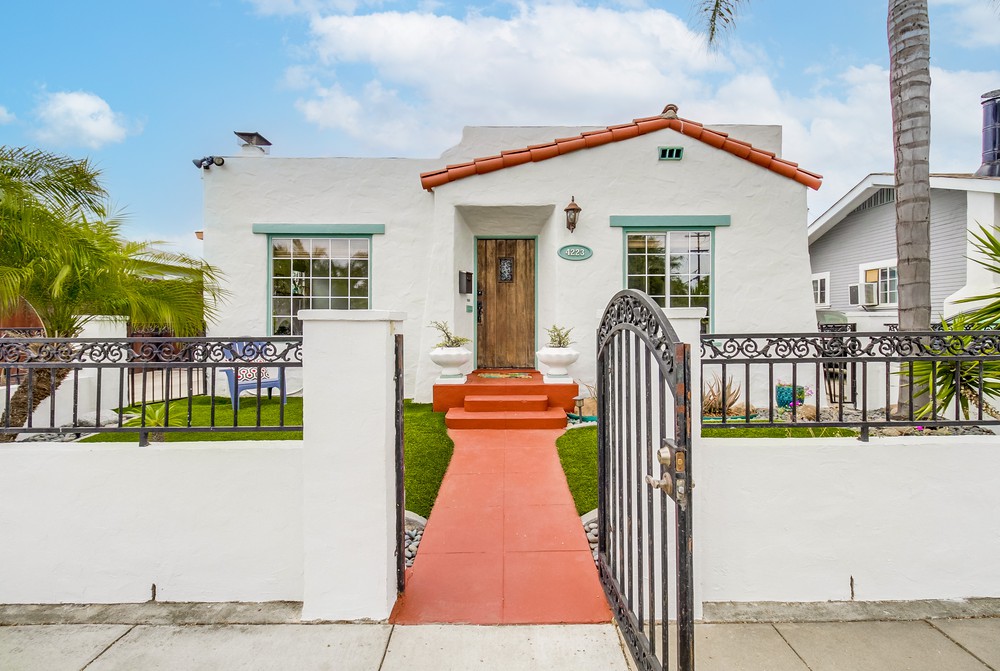Virtual tour photo 1 of 51 for 4223 Meade Ave