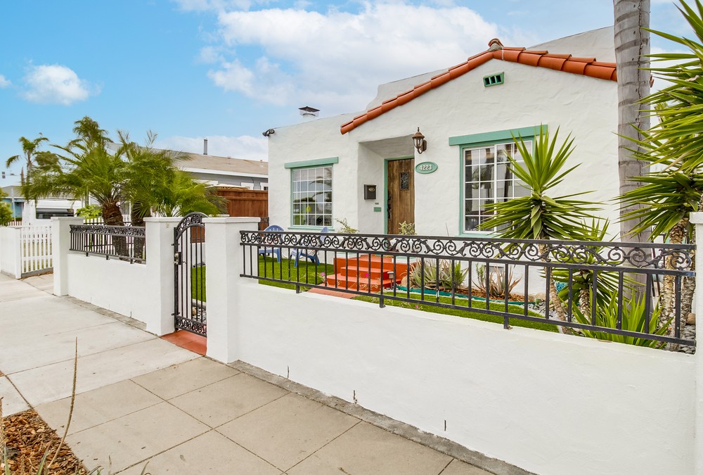 Virtual tour photo 4 of 51 for 4223 Meade Ave