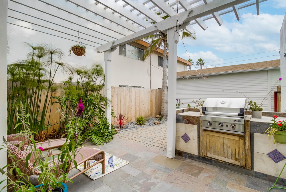 Virtual tour photo 40 of 51 for 4223 Meade Ave