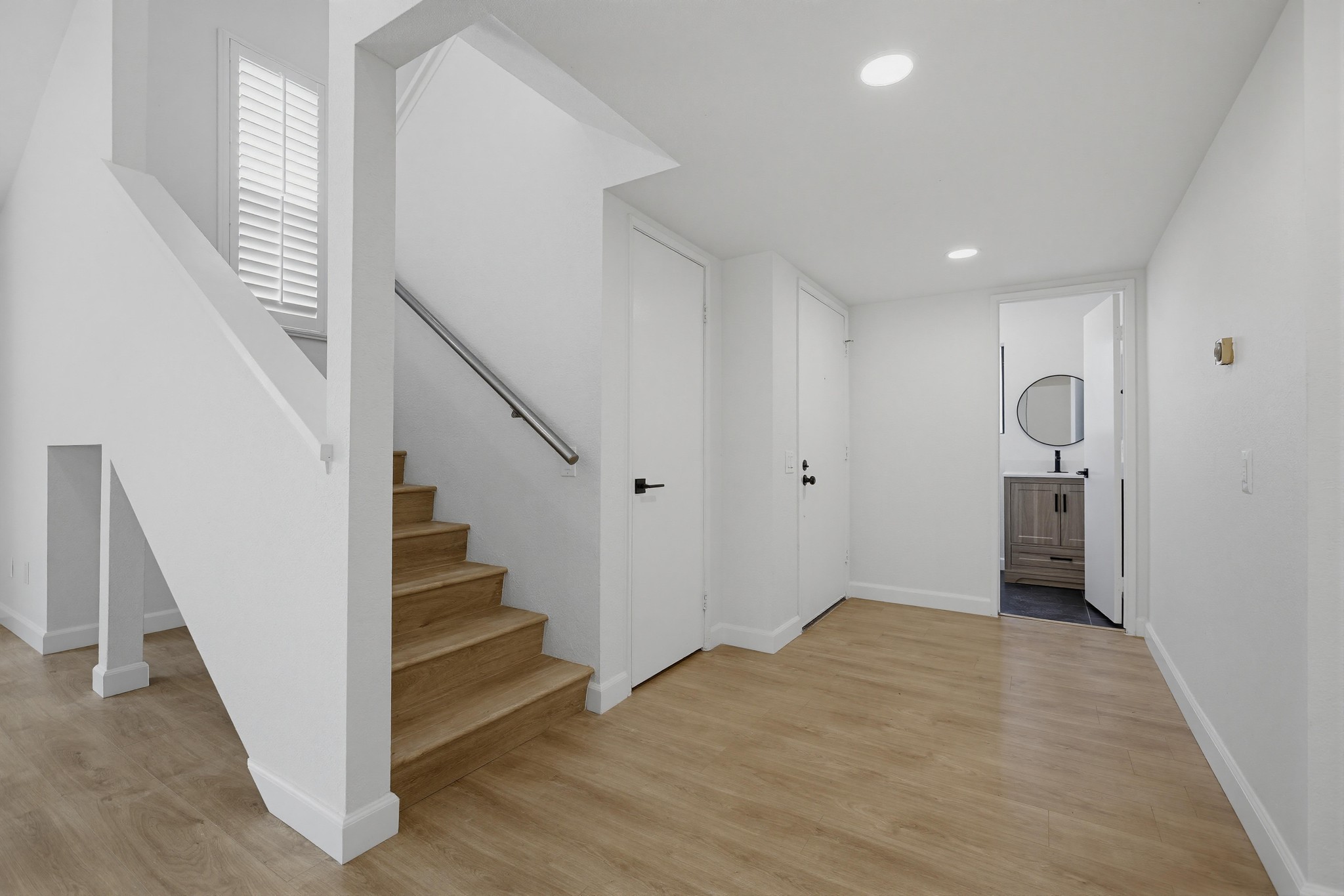 Virtual tour photo 14 of 76 for 4225 Andros Cir