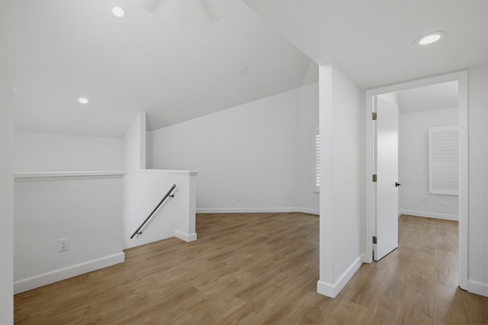 Virtual tour photo 31 of 76 for 4225 Andros Cir
