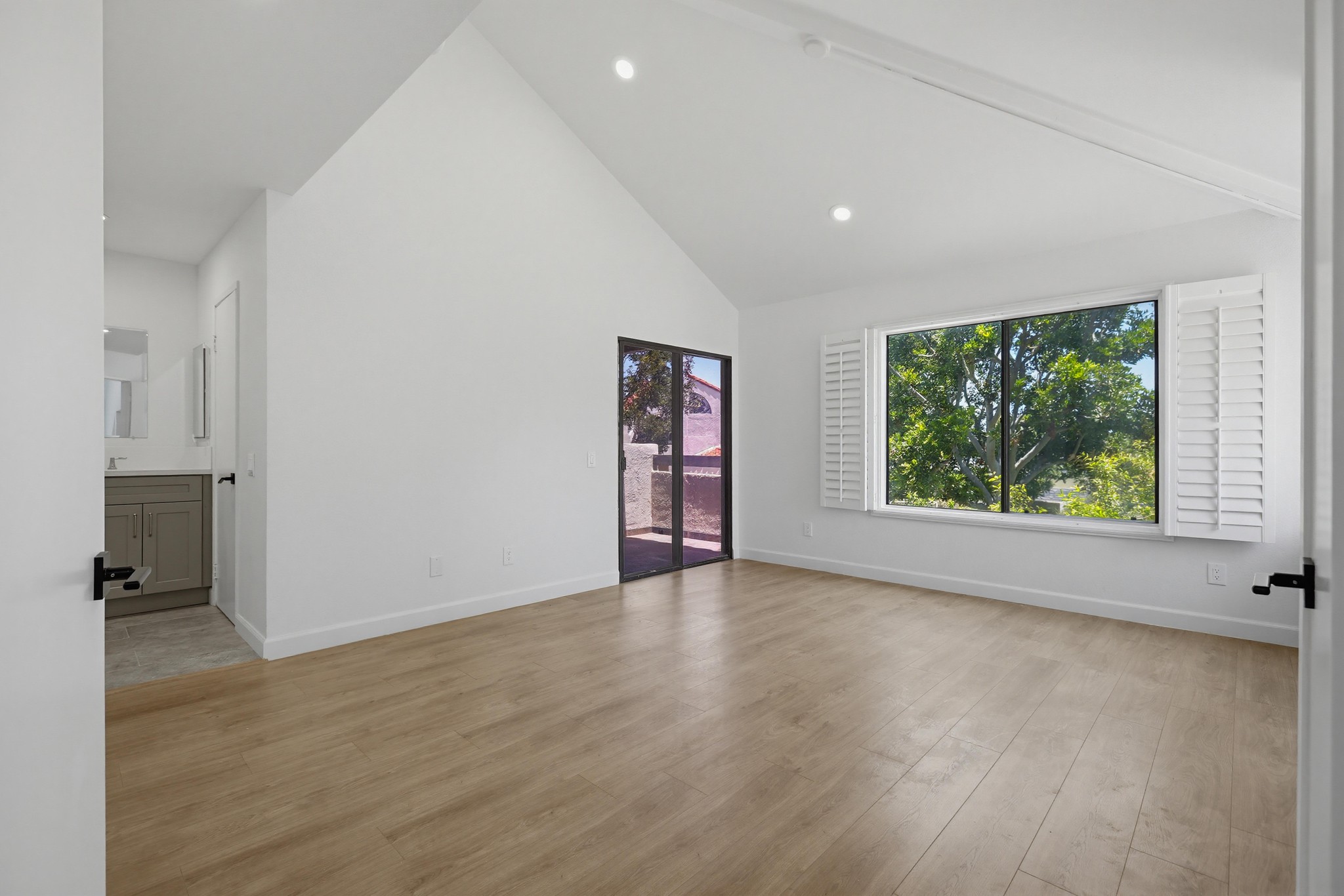Virtual tour photo 40 of 76 for 4225 Andros Cir