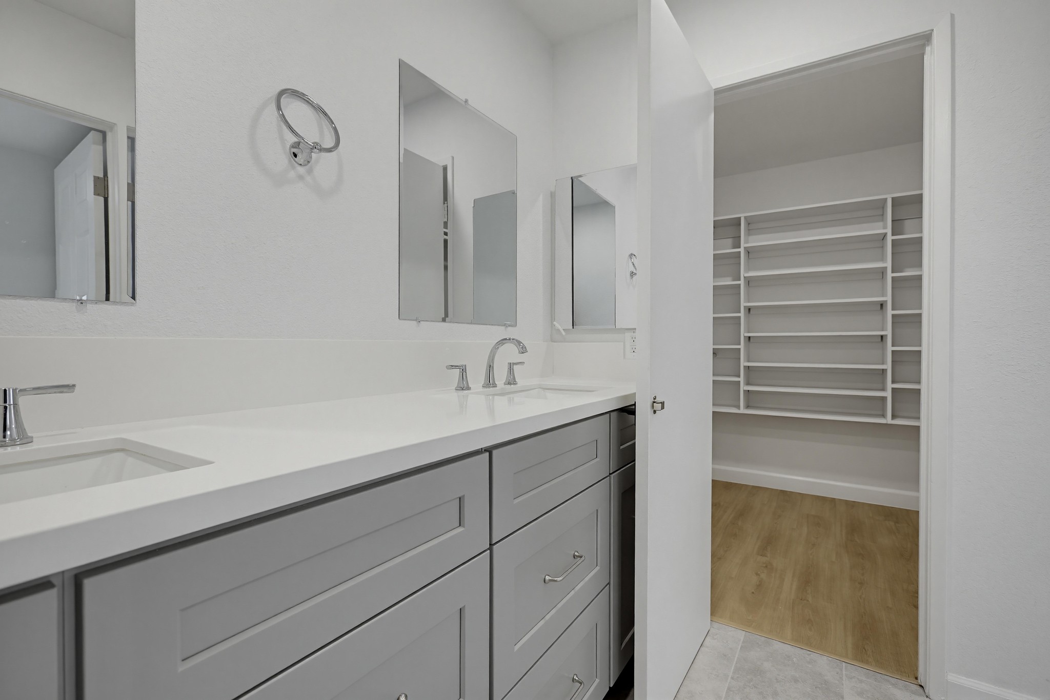 Virtual tour photo 47 of 76 for 4225 Andros Cir