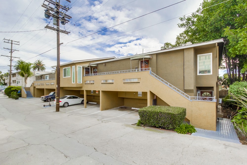 Virtual tour photo 1 of 26 for 4225 Florida St APT 4