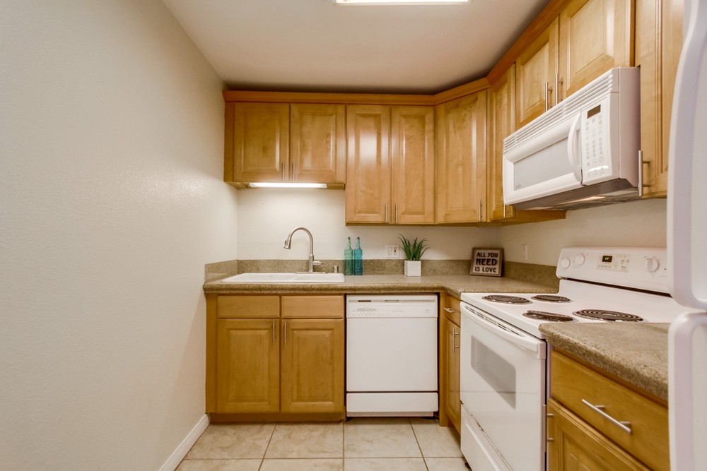 Virtual tour photo 14 of 26 for 4225 Florida St APT 4