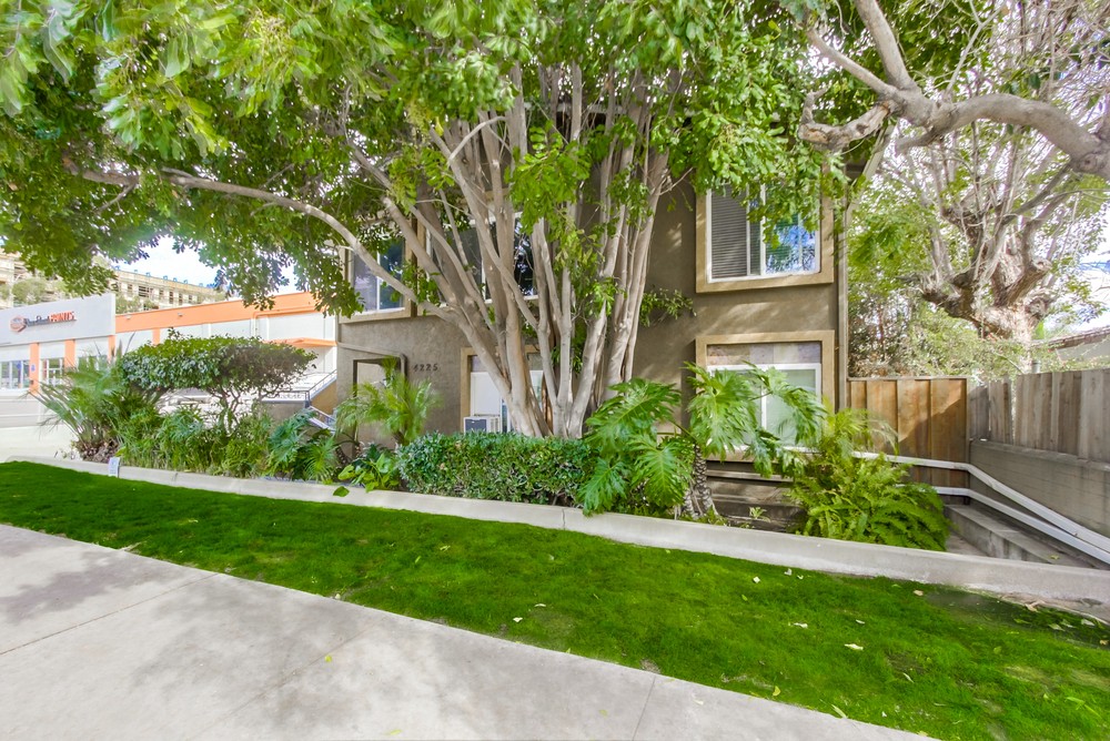 Virtual tour photo 25 of 26 for 4225 Florida St APT 4