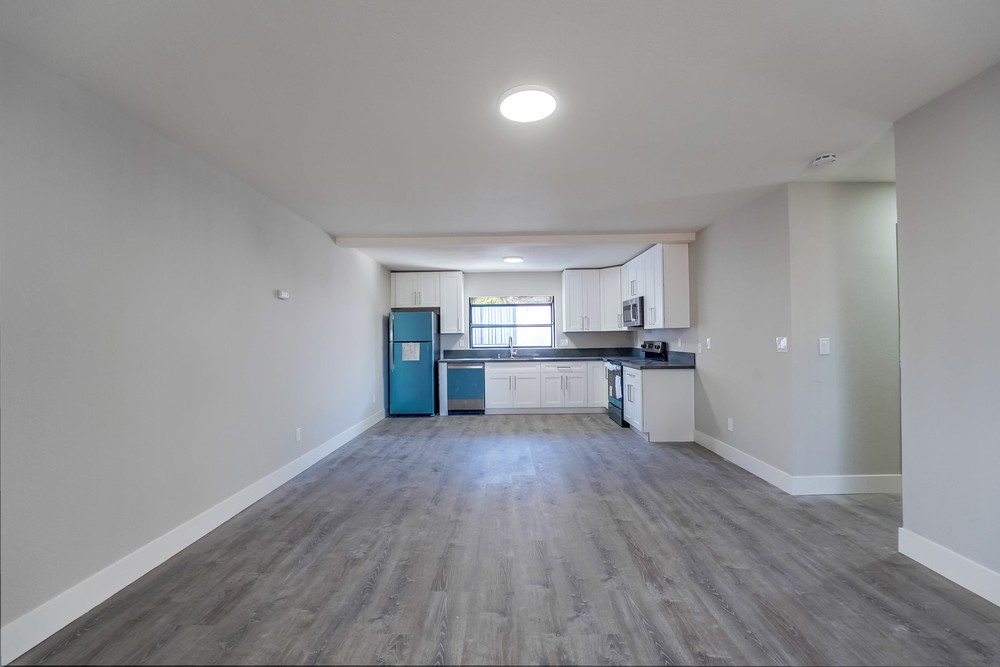 Virtual tour photo 8 of 33 for 4226 Chamoune Ave #3