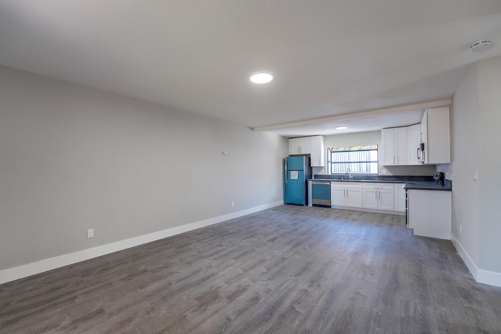 Virtual tour photo 9 of 33 for 4226 Chamoune Ave #3