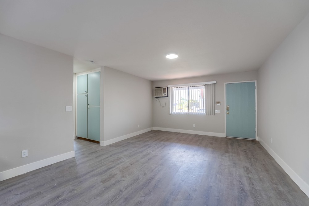Virtual tour photo 10 of 33 for 4226 Chamoune Ave #3