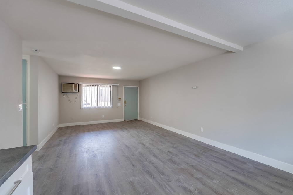 Virtual tour photo 11 of 33 for 4226 Chamoune Ave #3