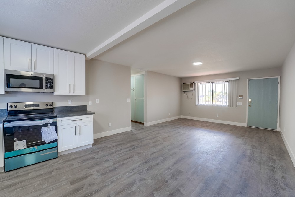 Virtual tour photo 12 of 33 for 4226 Chamoune Ave #3