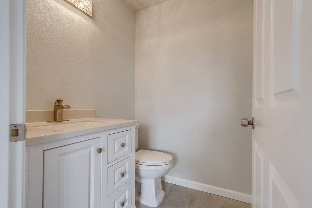 Virtual tour photo 22 of 30 for 4227 36th St #5