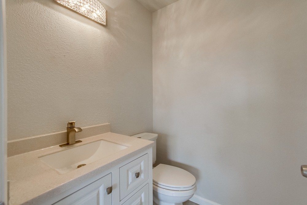 Virtual tour photo 23 of 30 for 4227 36th St #5