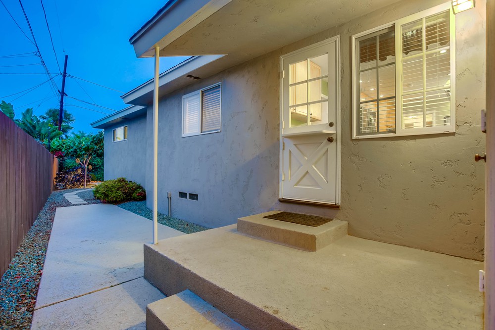 Virtual tour photo 12 of 64 for 4228 Napier St