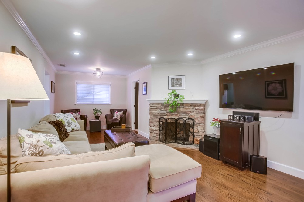 Virtual tour photo 17 of 64 for 4228 Napier St