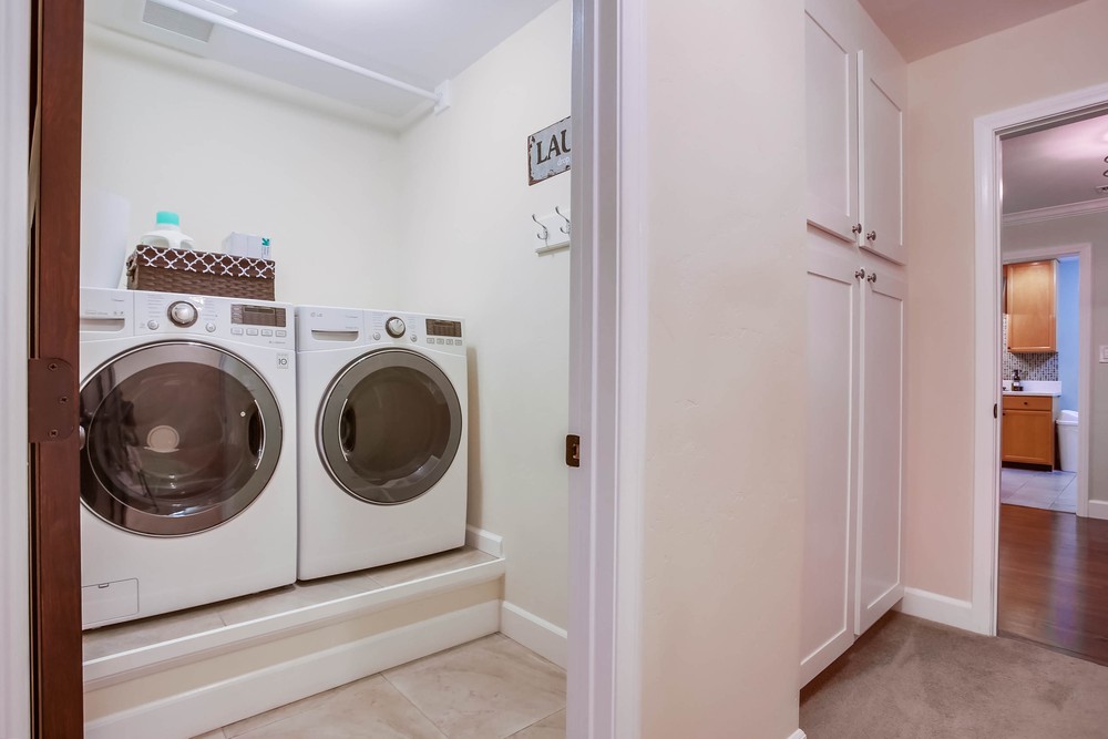 Virtual tour photo 45 of 64 for 4228 Napier St