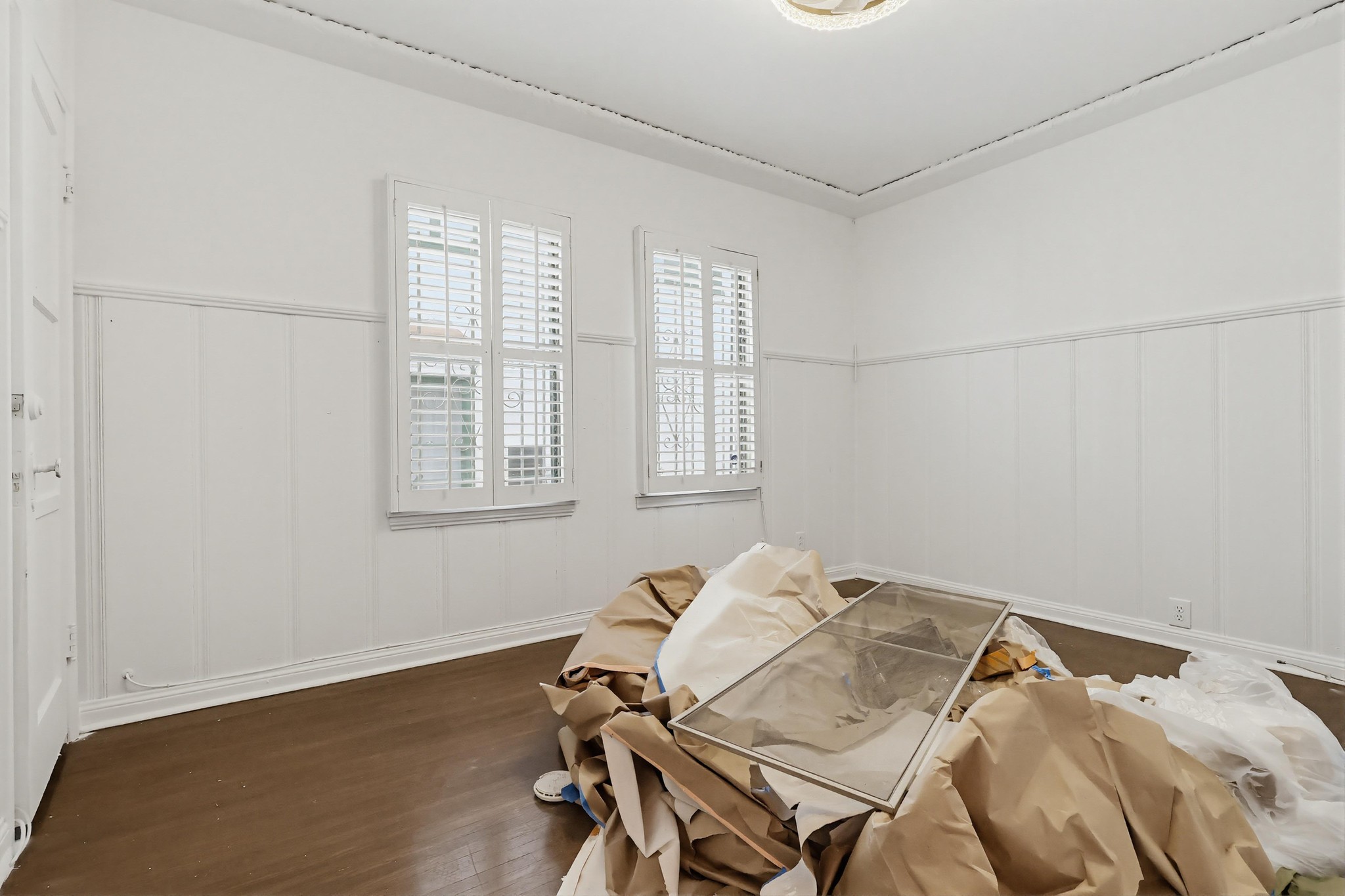 Virtual tour photo 34 of 76 for 4229 Angeles Vista Blvd