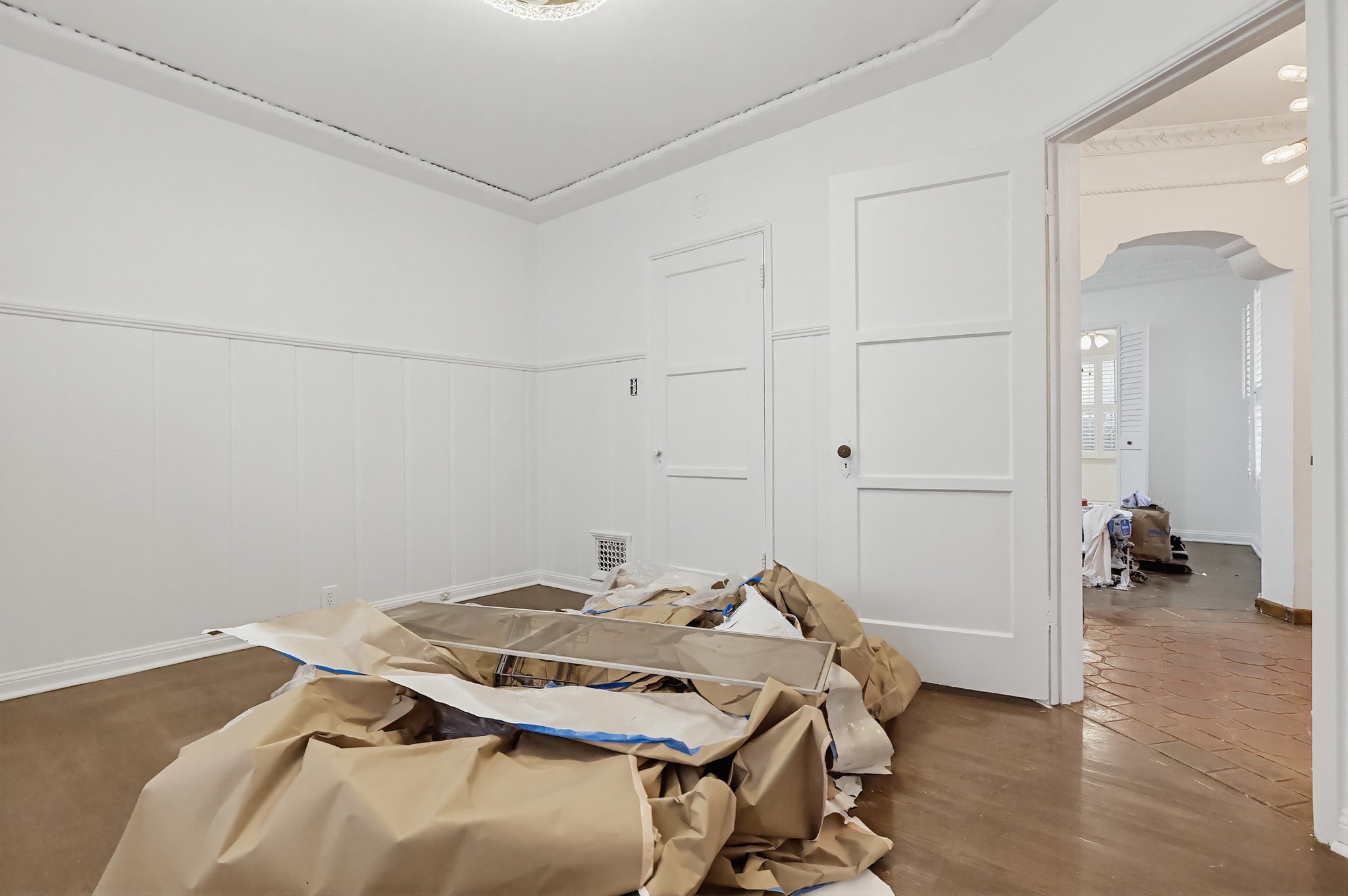 Virtual tour photo 35 of 76 for 4229 Angeles Vista Blvd