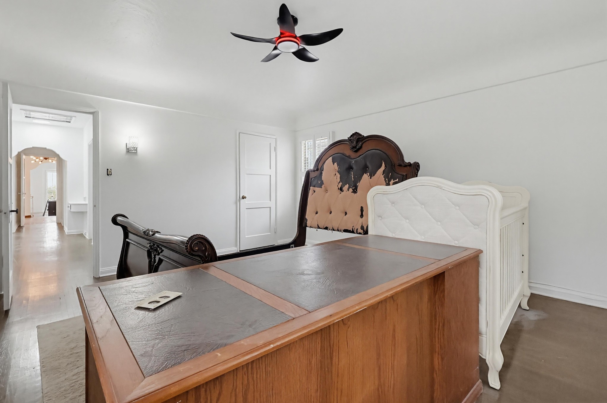 Virtual tour photo 52 of 76 for 4229 Angeles Vista Blvd
