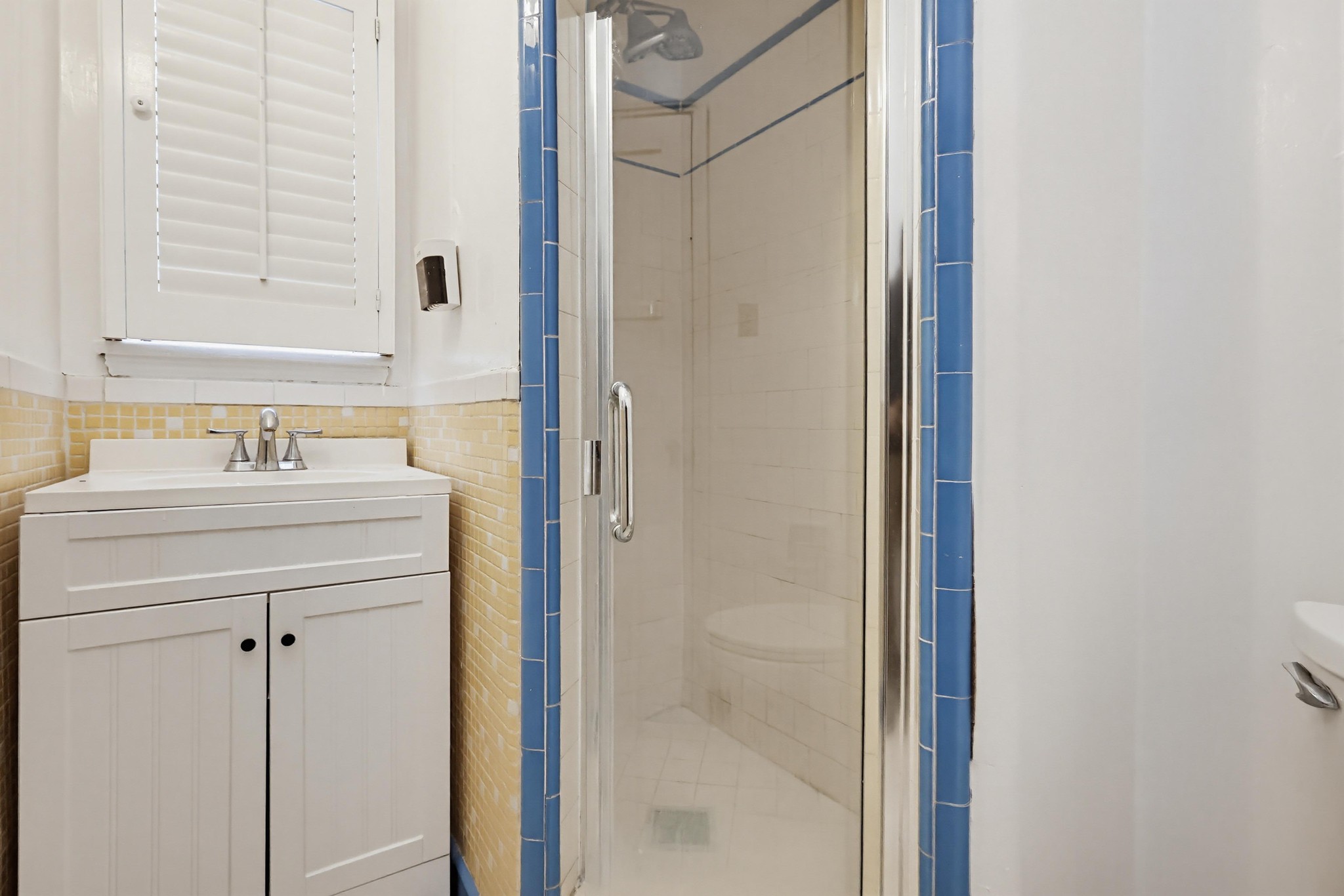 Virtual tour photo 59 of 76 for 4229 Angeles Vista Blvd