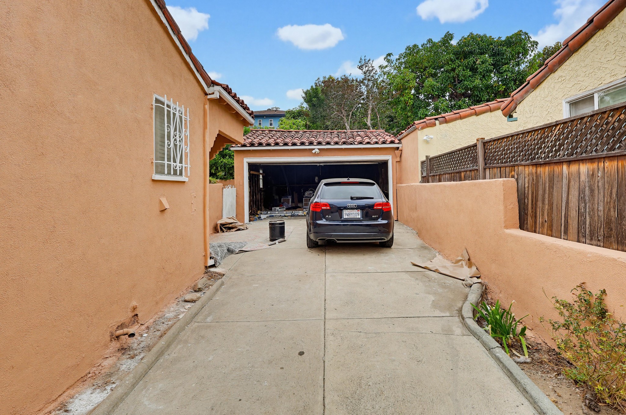 Virtual tour photo 74 of 76 for 4229 Angeles Vista Blvd