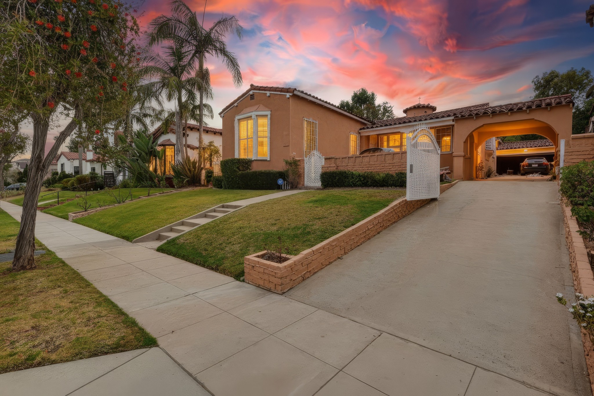 Virtual tour photo 76 of 76 for 4229 Angeles Vista Blvd