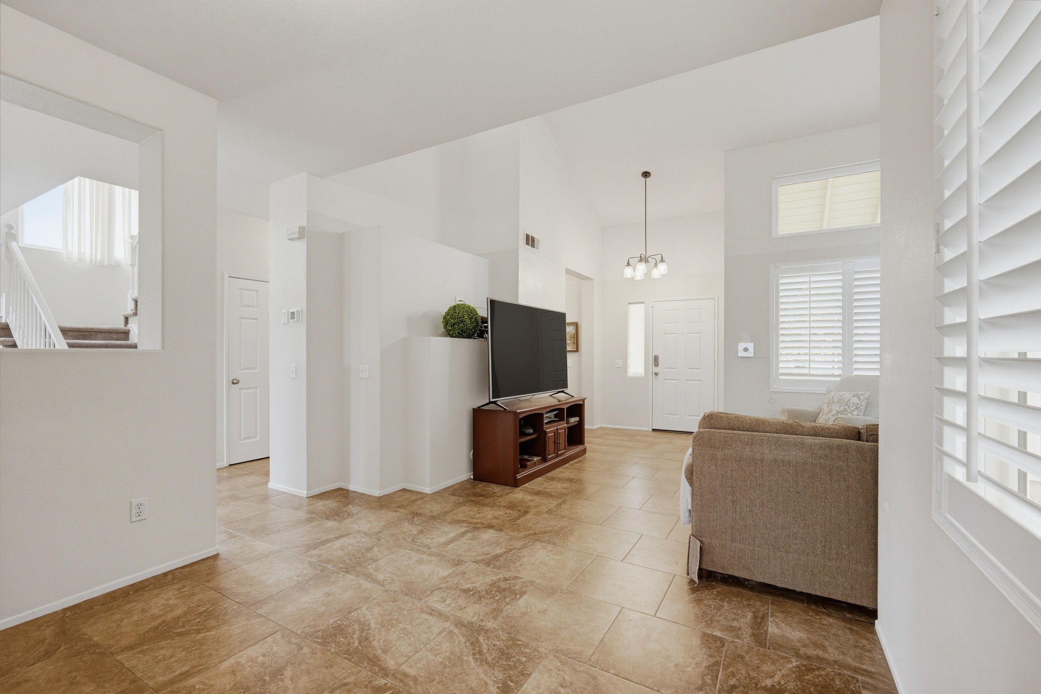 Virtual tour photo 13 of 74 for 42292 Corte Villosa