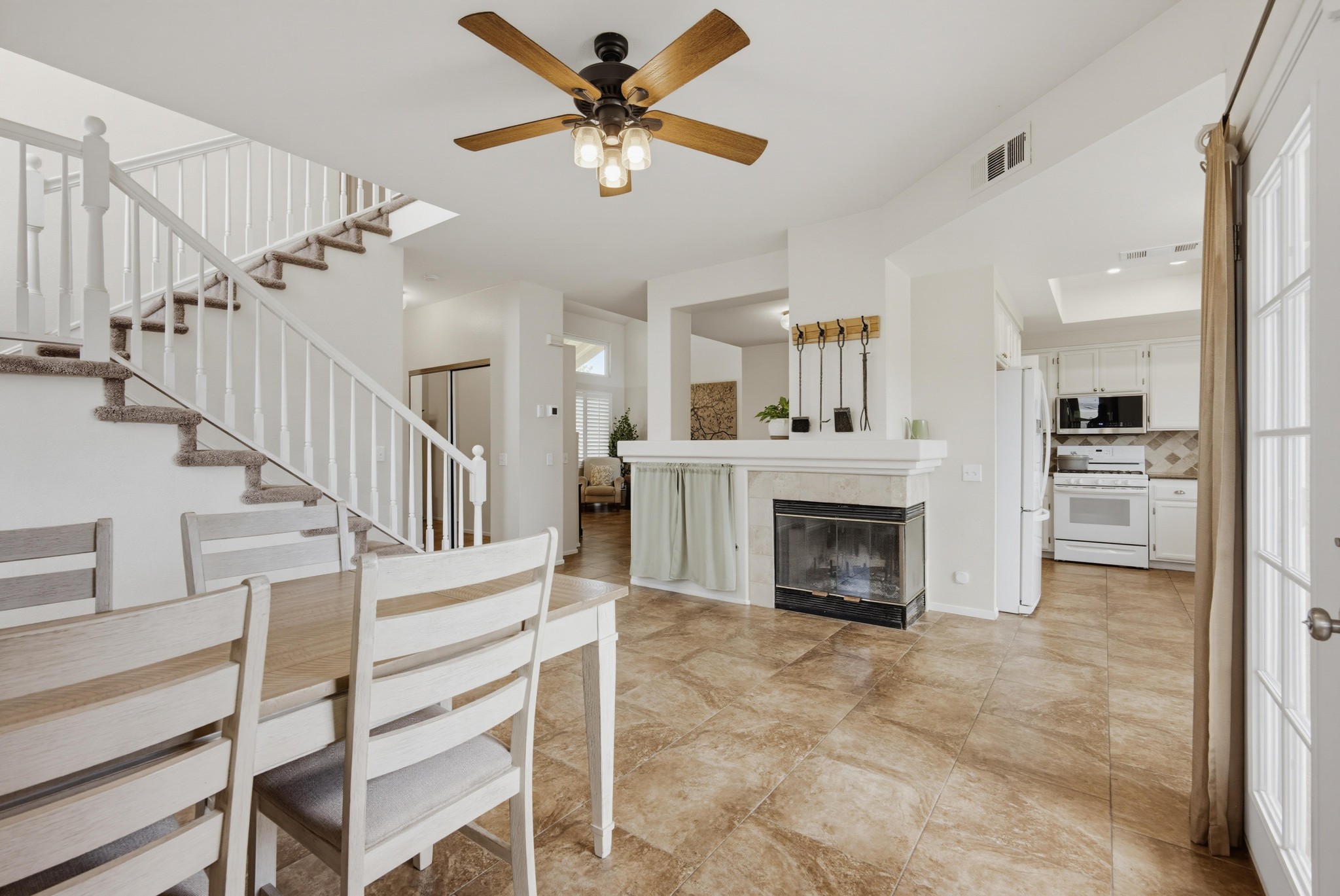 Virtual tour photo 23 of 74 for 42292 Corte Villosa