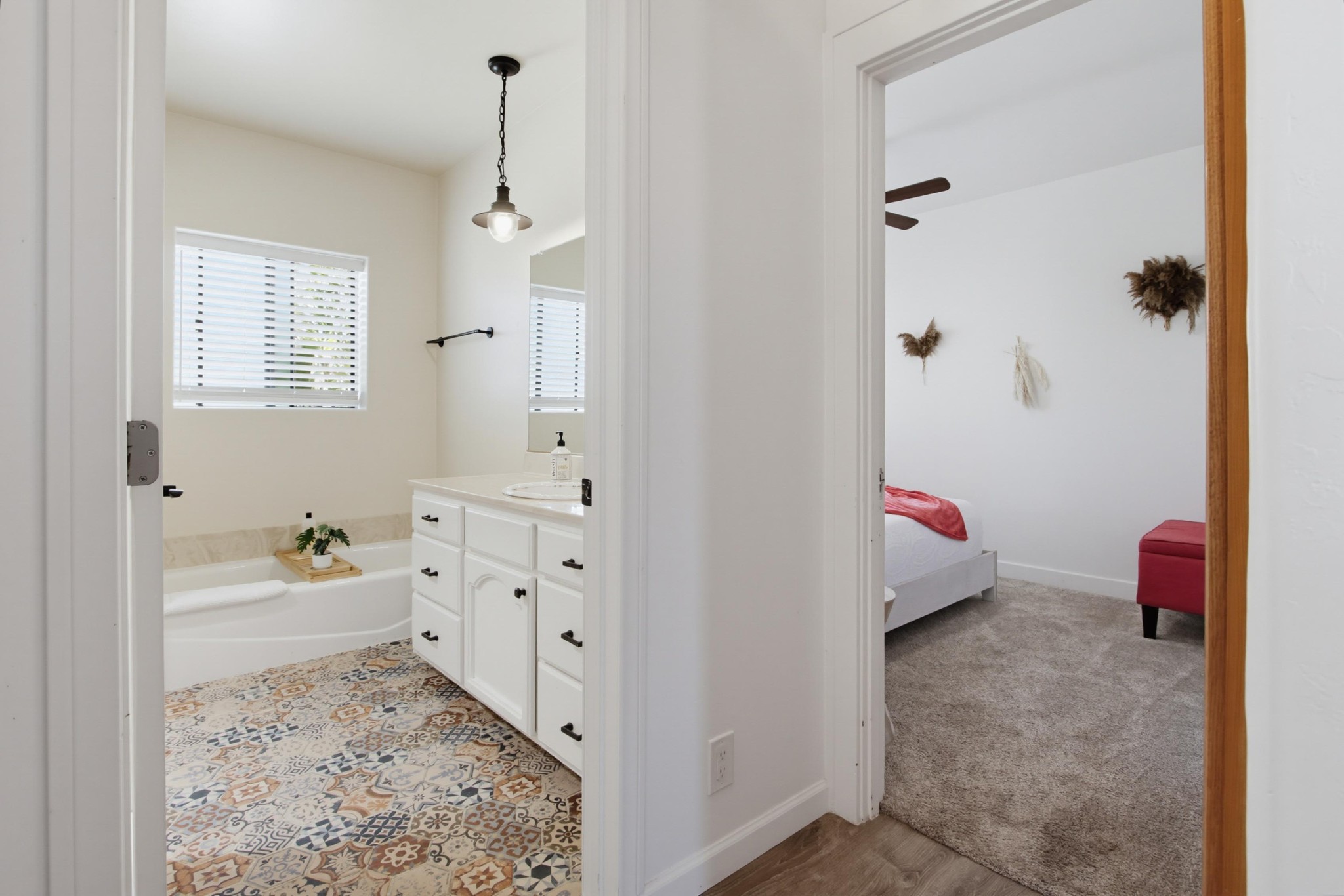 Virtual tour photo 36 of 66 for 4232 Jellett St