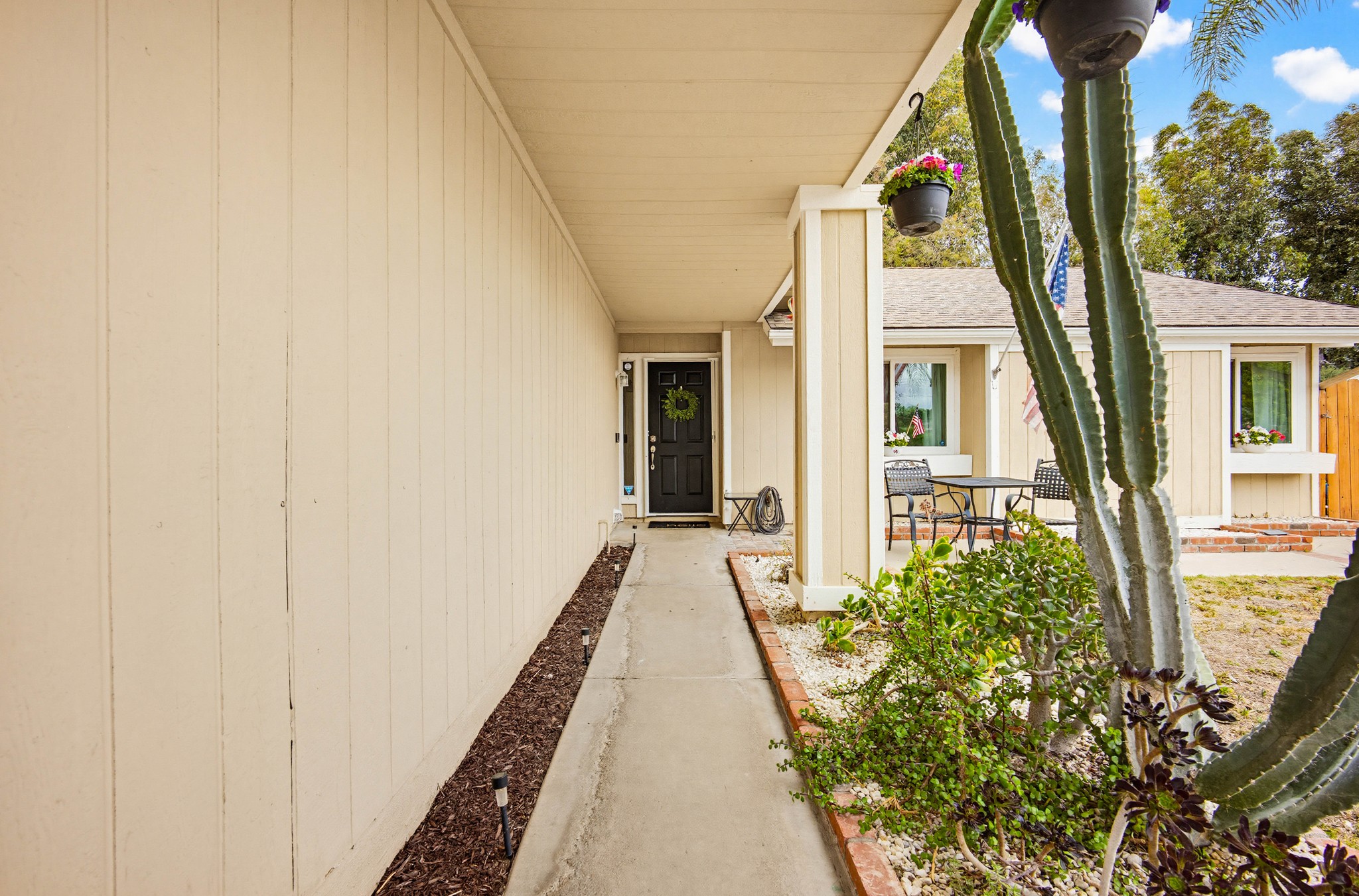 Virtual tour photo 7 of 39 for 42326 Agena St