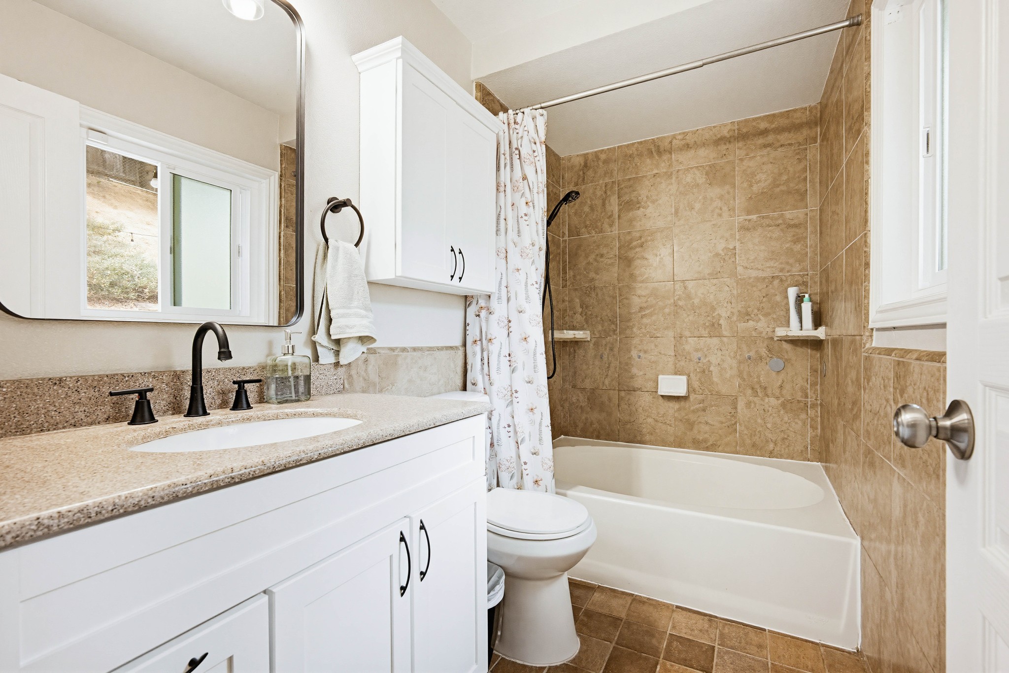 Virtual tour photo 29 of 39 for 42326 Agena St