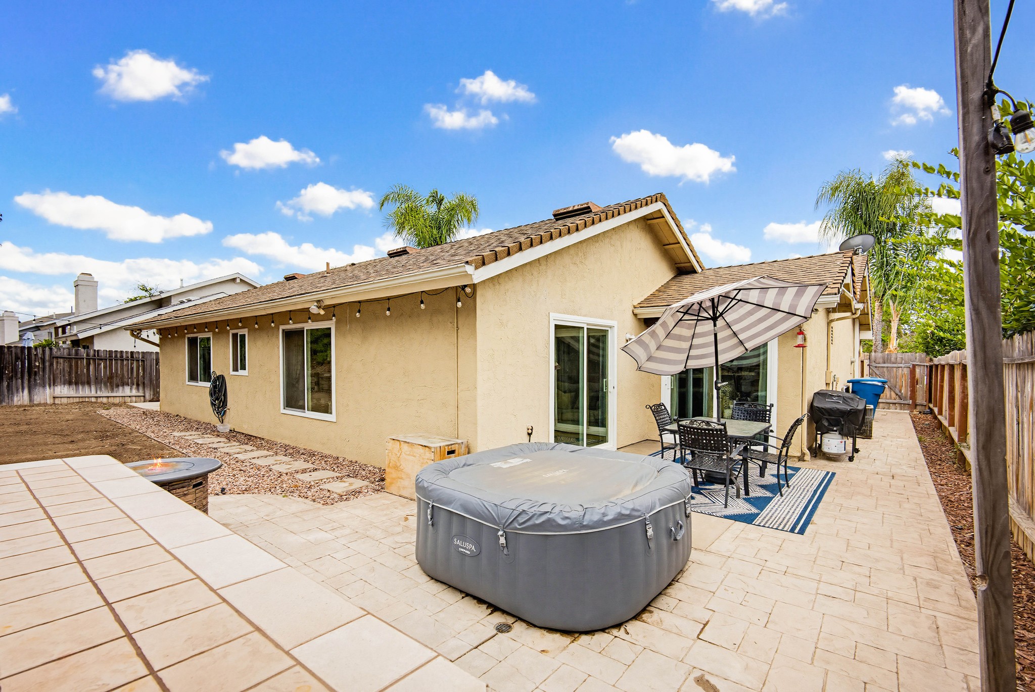 Virtual tour photo 32 of 39 for 42326 Agena St