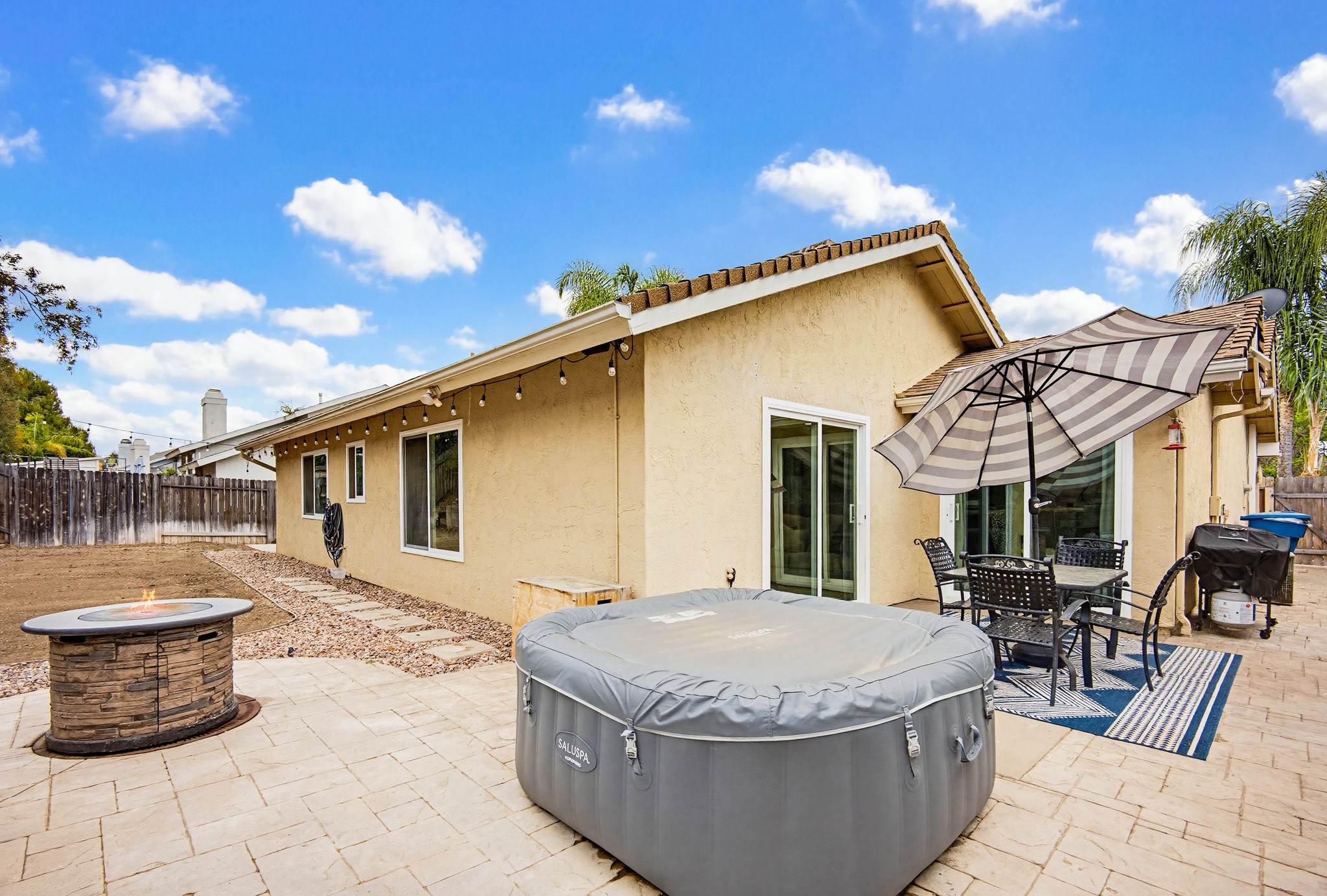 Virtual tour photo 33 of 39 for 42326 Agena St