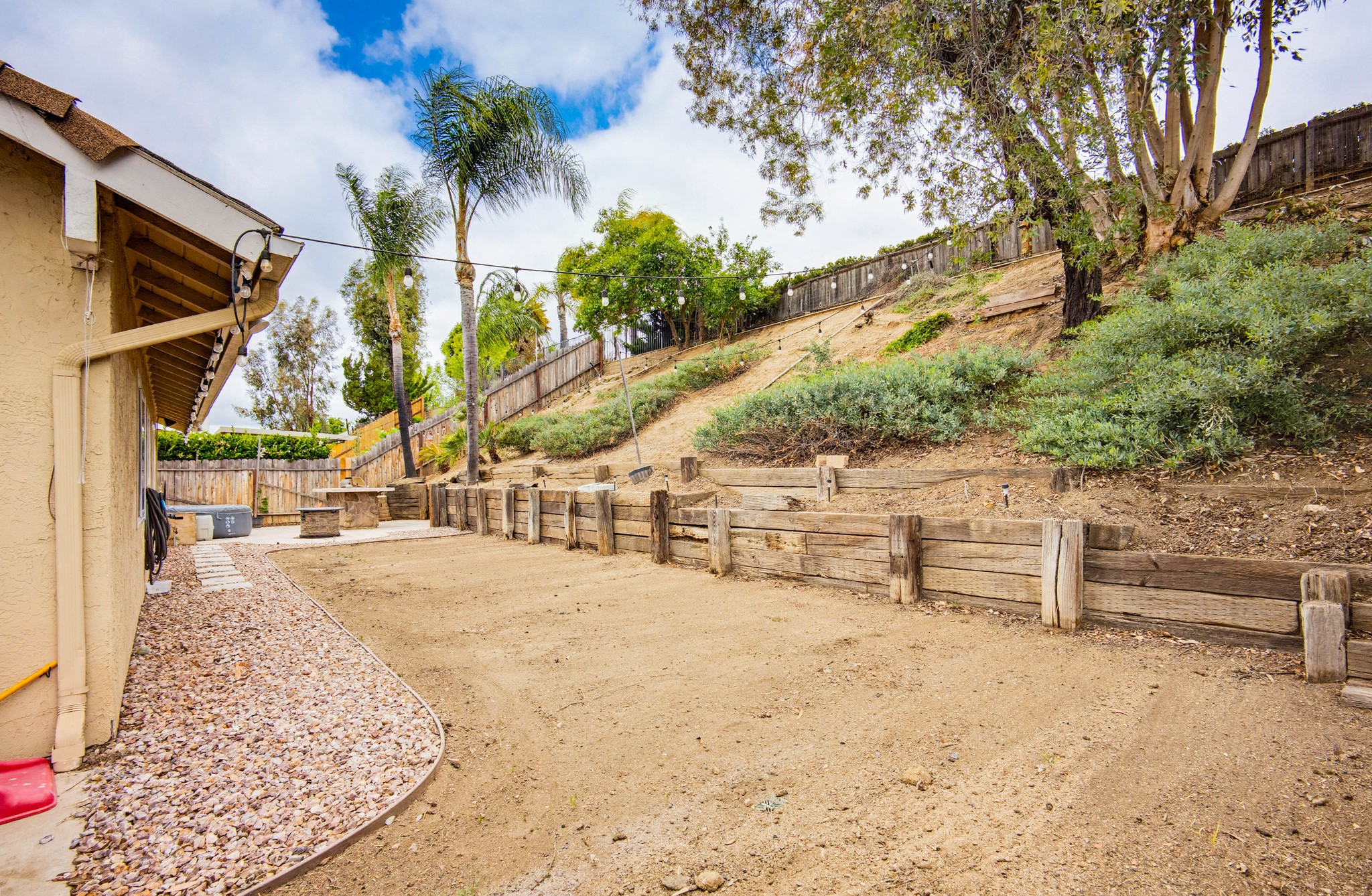 Virtual tour photo 36 of 39 for 42326 Agena St