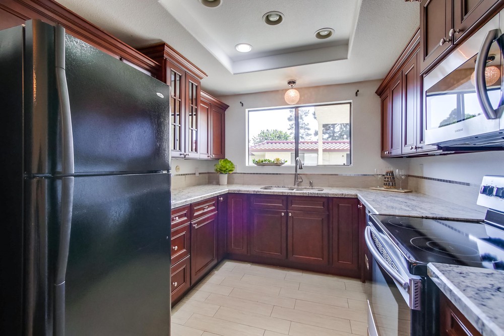 Virtual tour photo 11 of 42 for 4235 Asher St