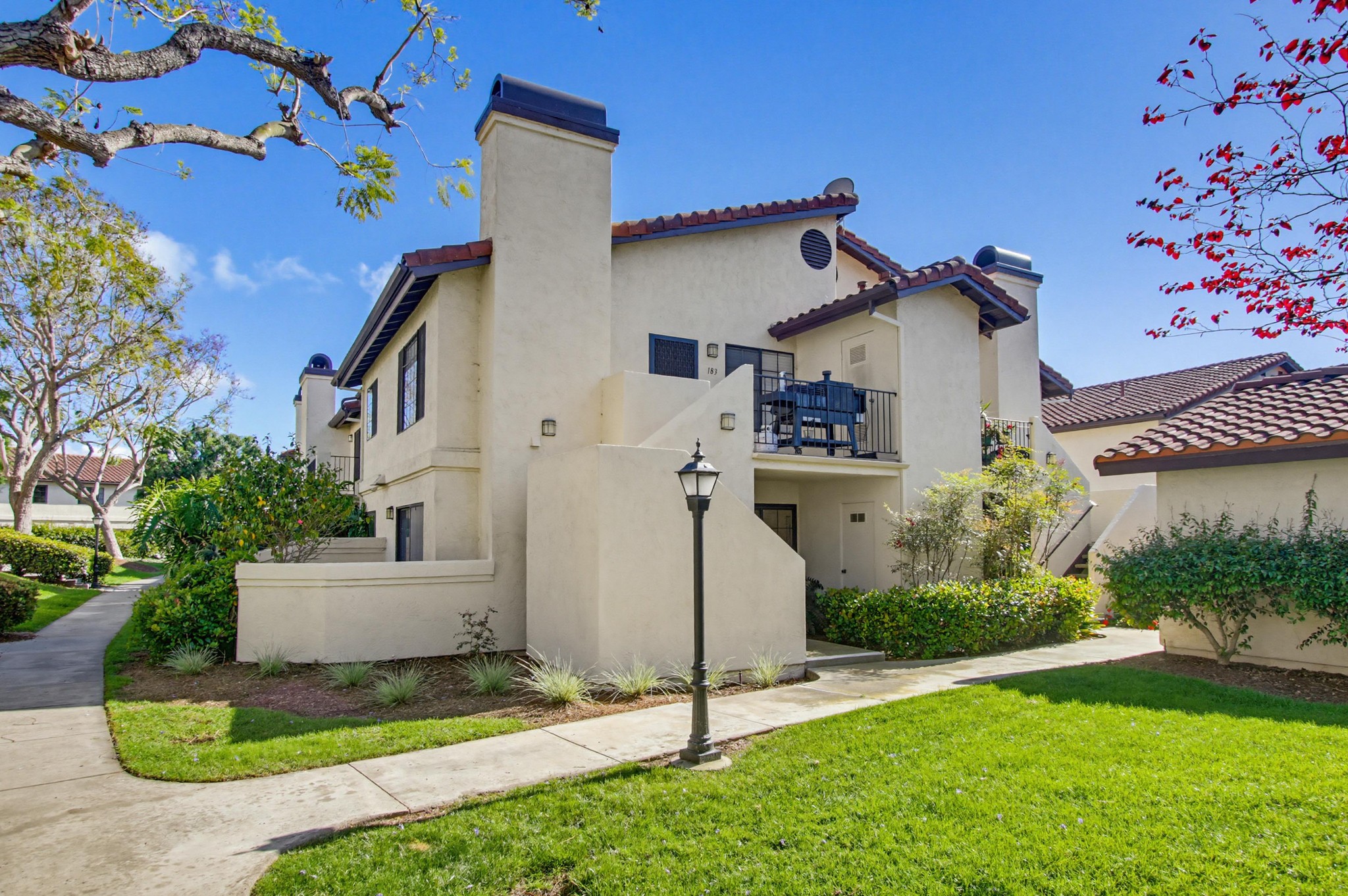 Virtual tour photo 1 of 36 for 4235 Porte de Palmas UNIT 182