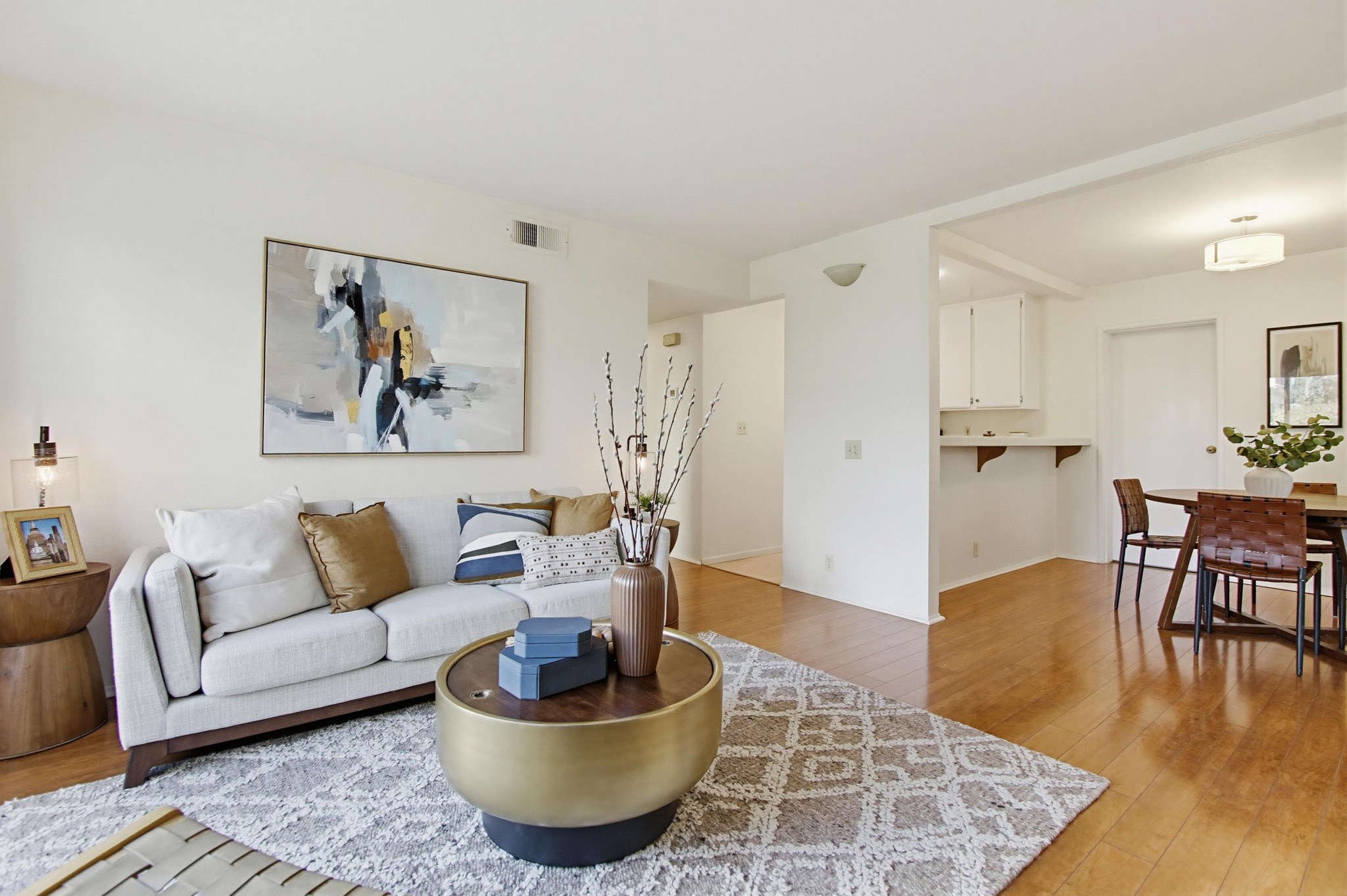 Virtual tour photo 8 of 36 for 4235 Porte de Palmas UNIT 182